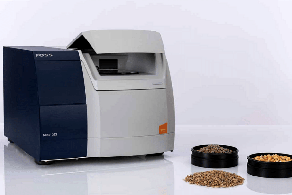 Анализатор зерна, муки, комбикормов, мясных субпродуктов NIRS DS3 (аналоги: арт. 76003000, Foss; арт. 0000001568, Люмэкс; арт. SpectraStar 2600XT, Unity Scientific) Foss